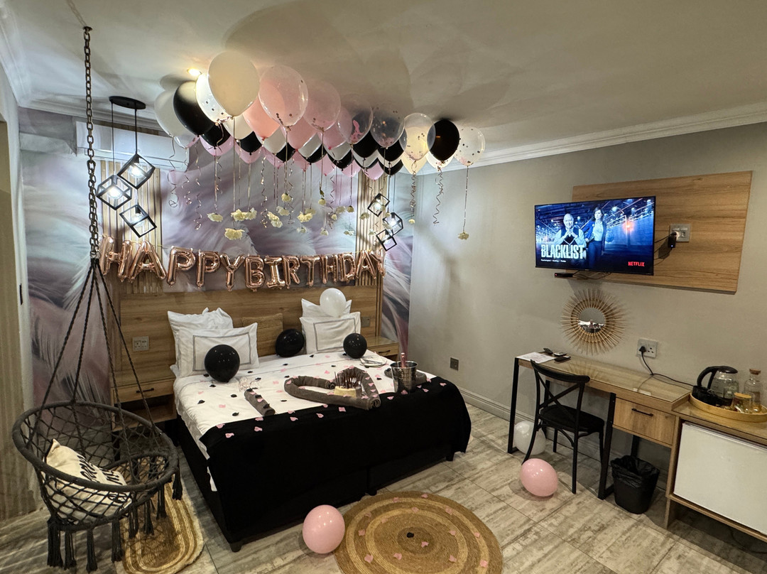 Africa Paradise Or Tambo Boutique Hotel主图