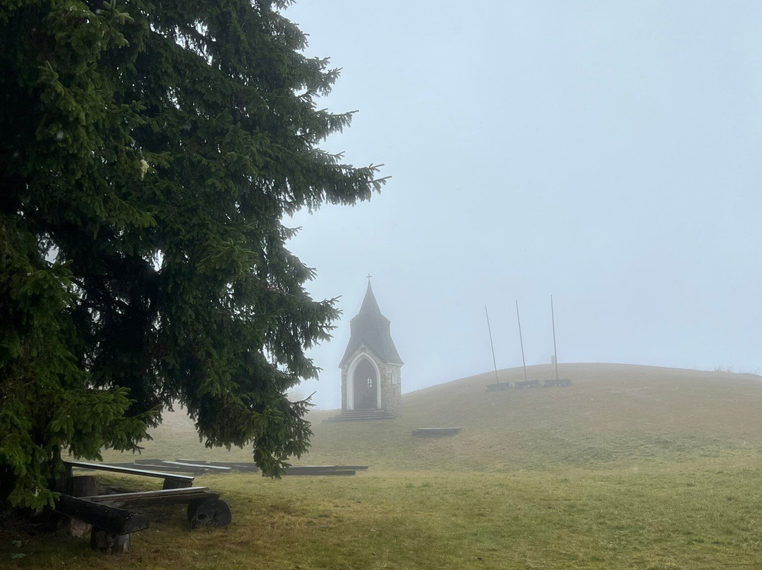 Malga Rauna E Cappella Zita-马尔博尔盖托瓦尔布鲁纳必去景点