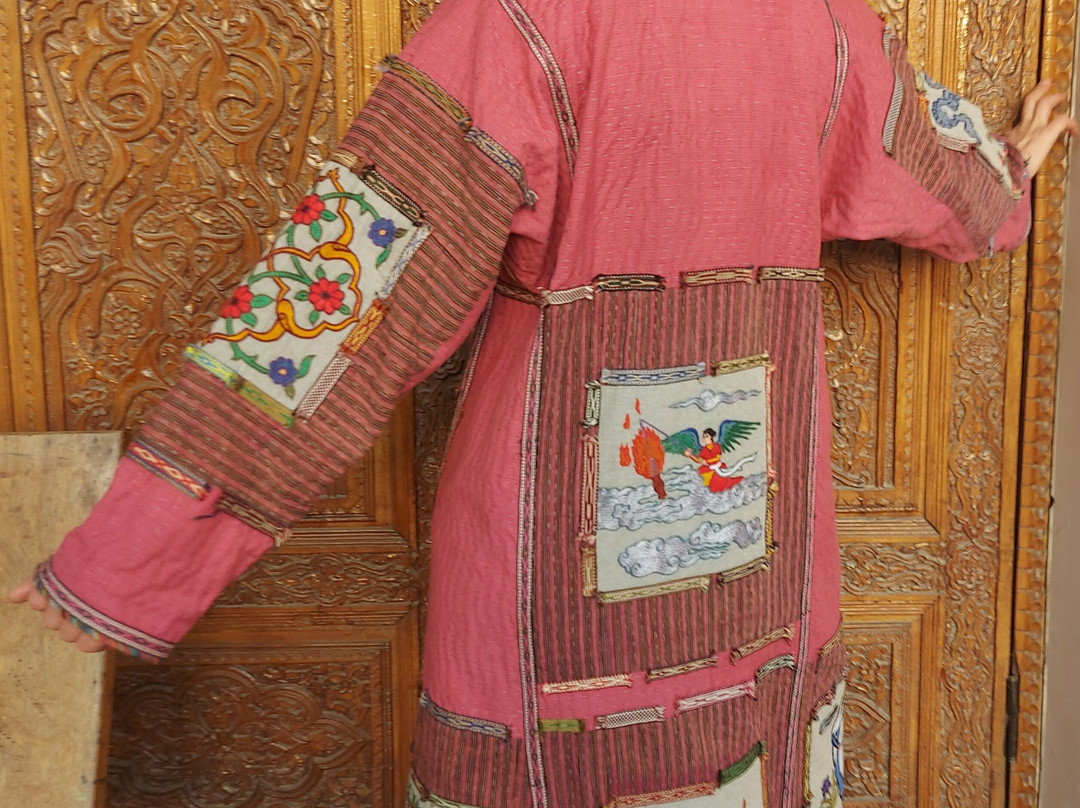 Art Gallery Happy Bird-撒马尔罕必去景点