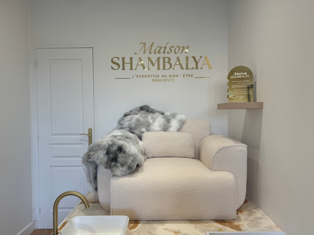 Shambalya Massage À Domicile-Pont-L'Eveque必去景点
