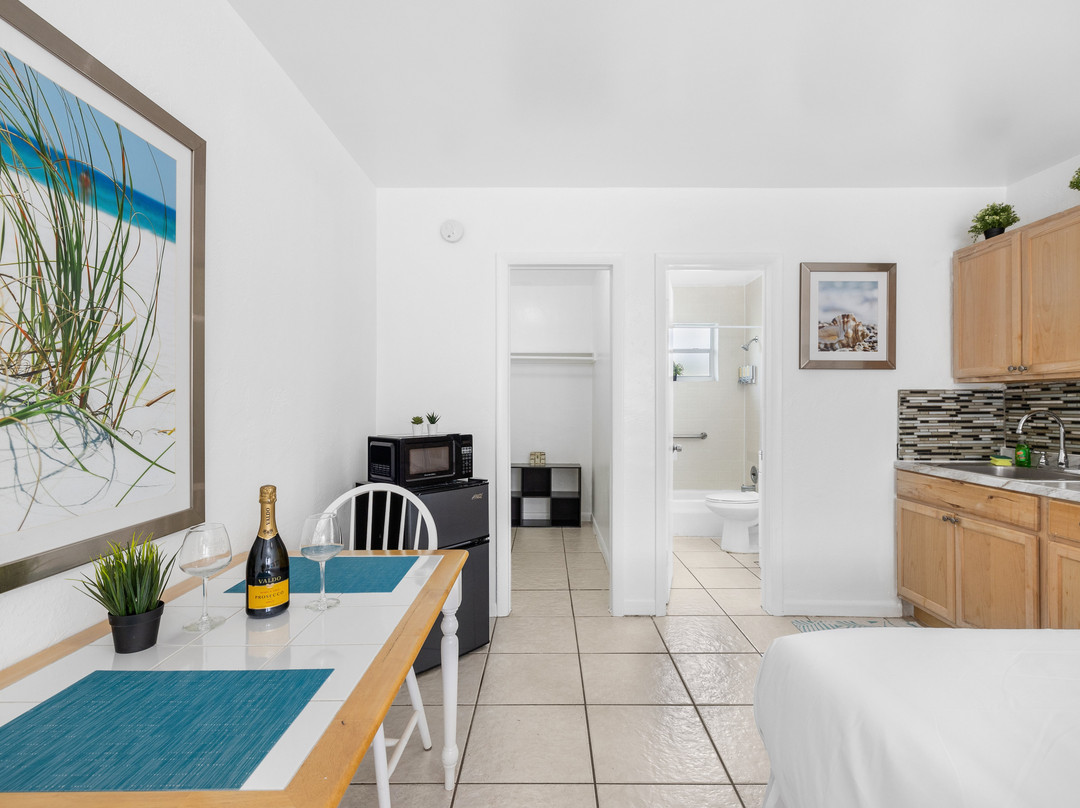 Sunset Inn Hallandale Beach