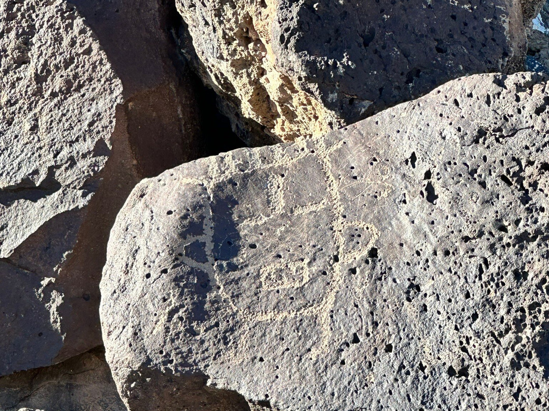 Petroglyph National Monument-阿尔伯克基必去景点