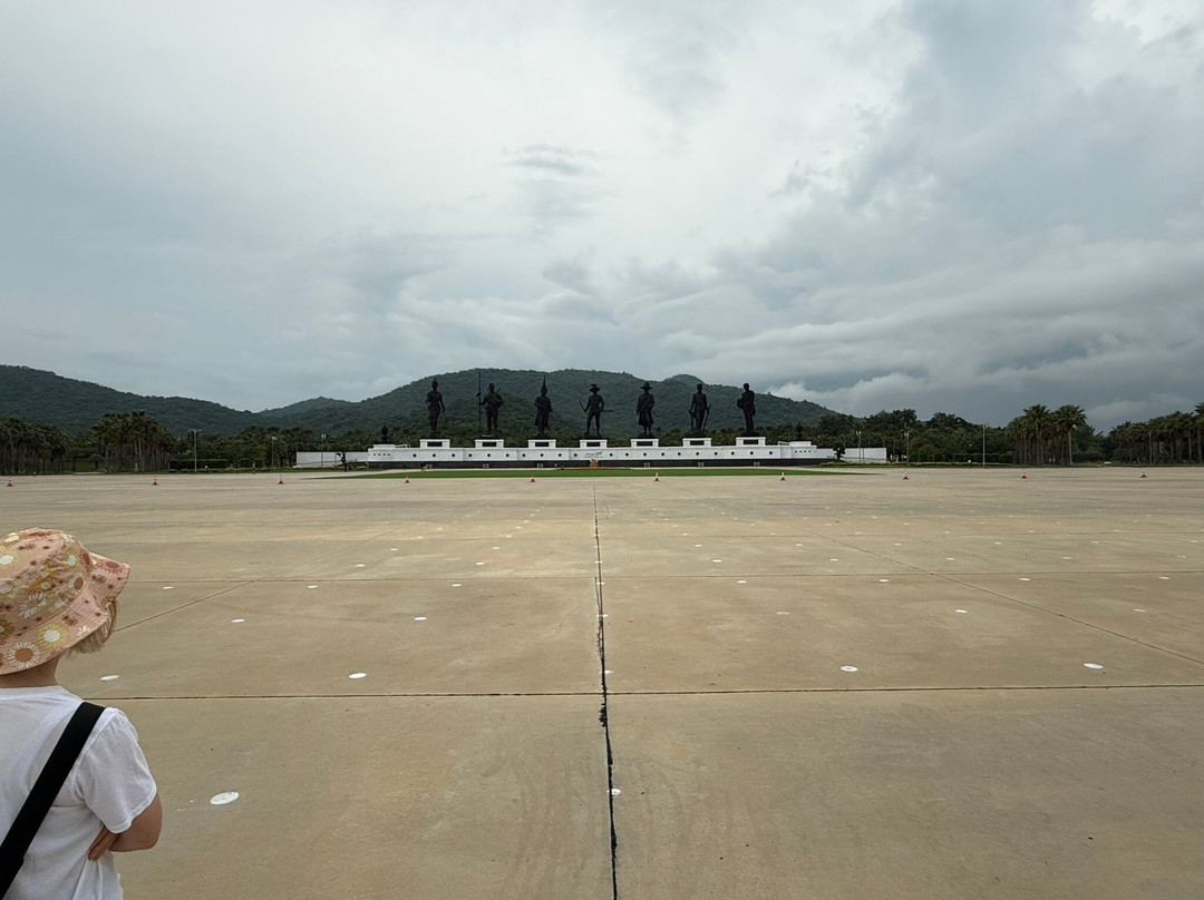 泰王国国王纪念广场-Nong Kae必去景点