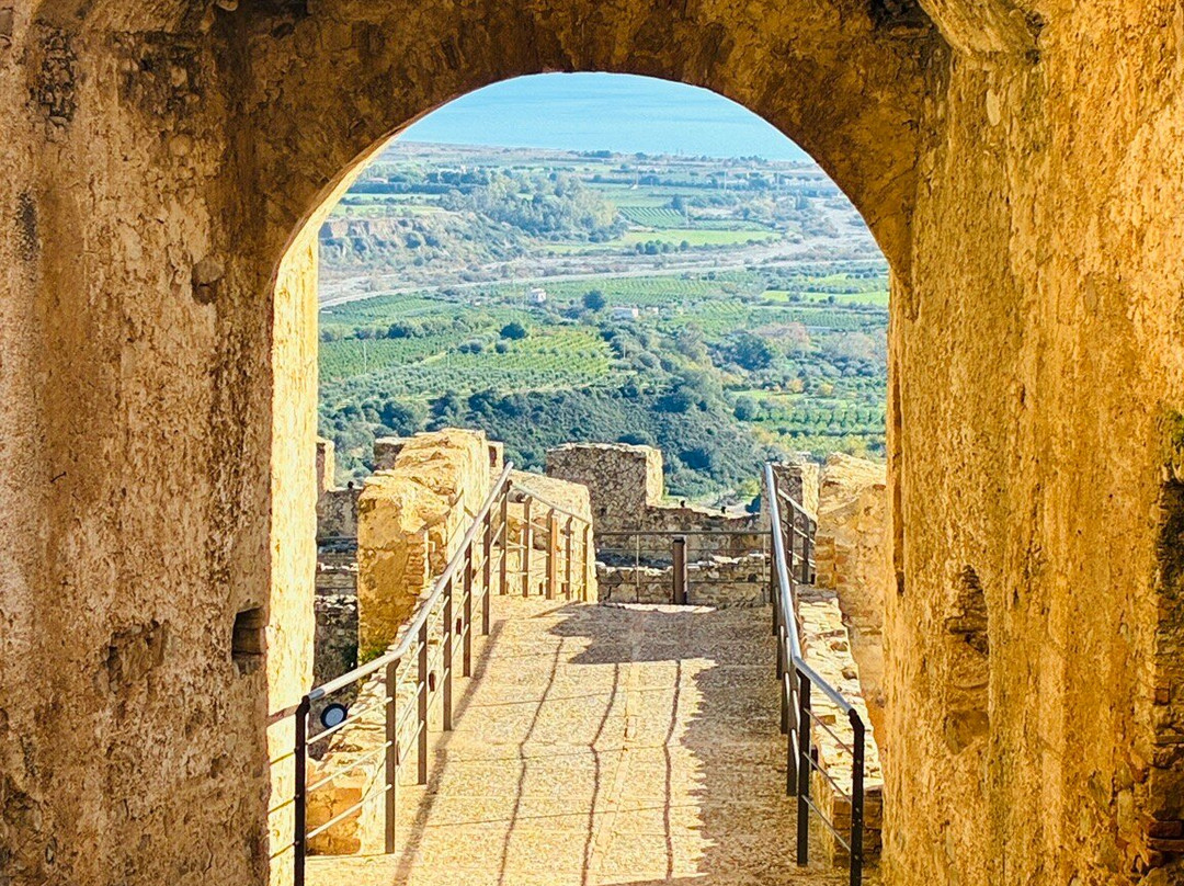 Castello di Rocca Imperiale-Rocca Imperiale必去景点
