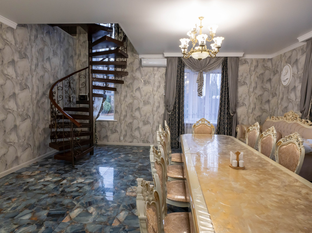 Gostini Dom Hotel主图