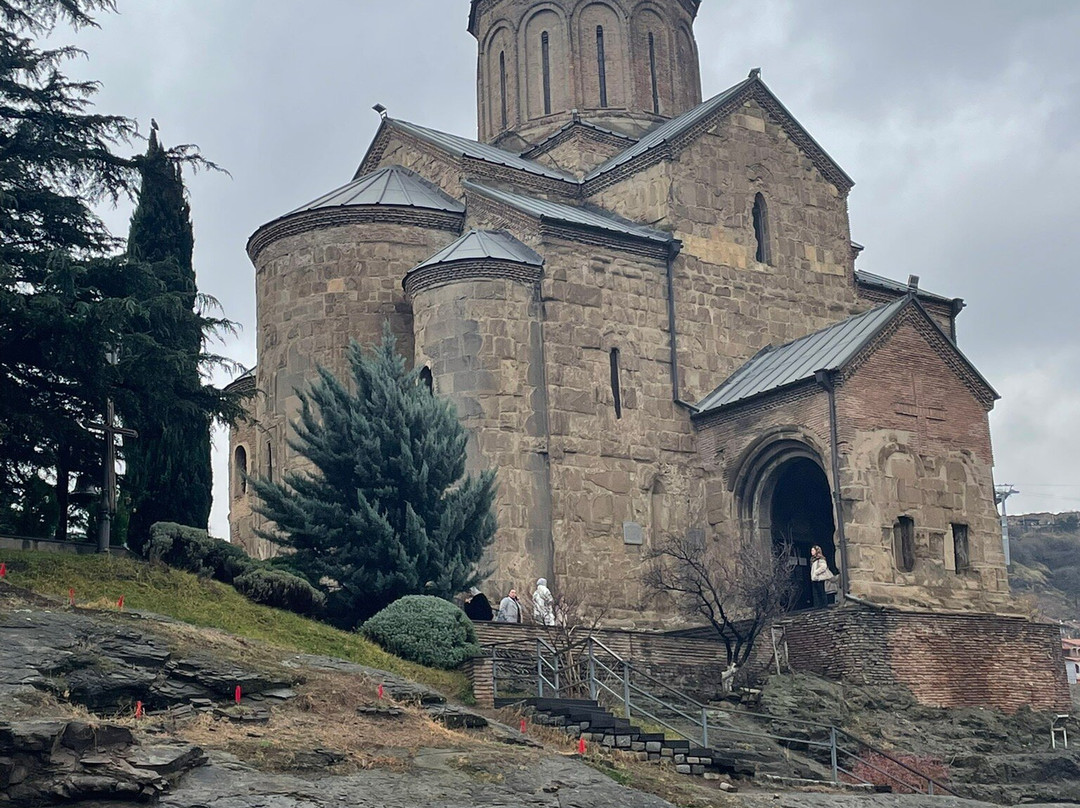 Metekhi Cathedral-第比利斯必去景点