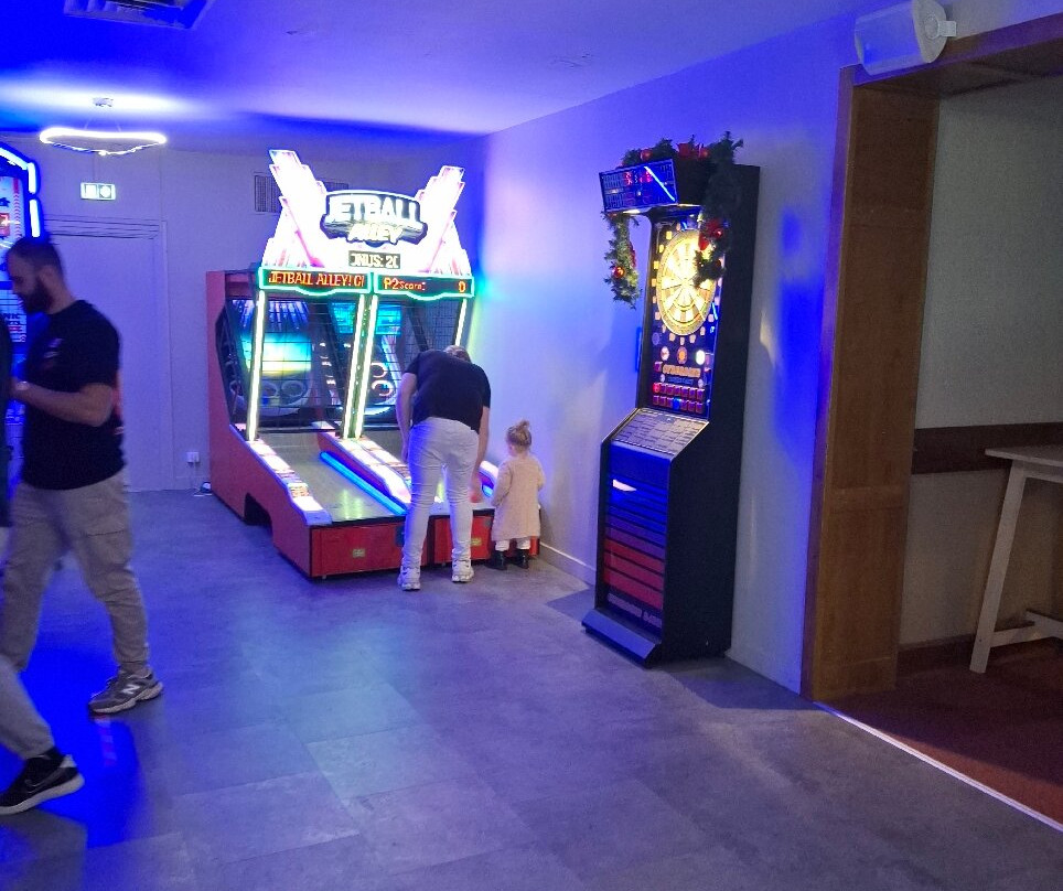 Bowling Club Limousin-Feytiat必去景点