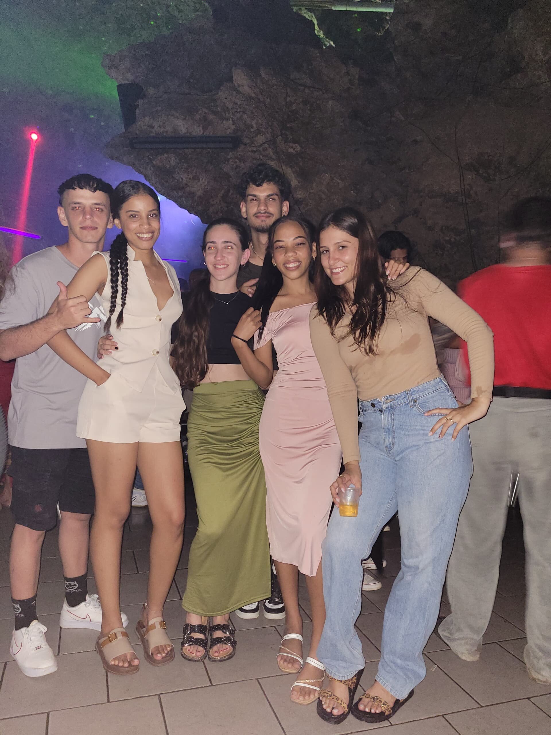 Hotel La Ronda-官方