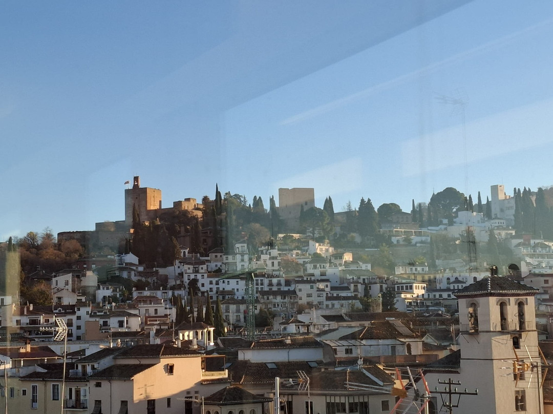 格拉纳达美利亚酒店主图