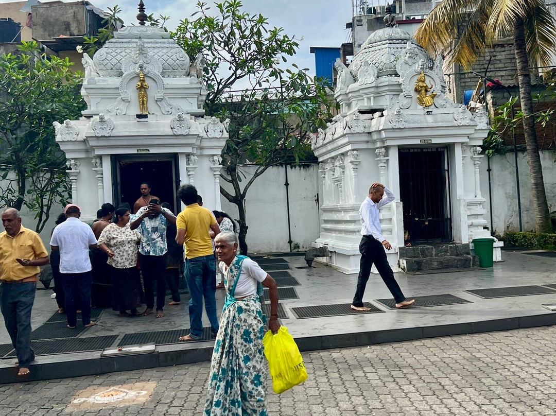 Sri Ponnambalam Vanesar Kovil-科伦坡必去景点