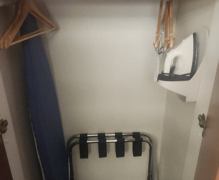 利物浦-多拉山麦客达套房酒店主图