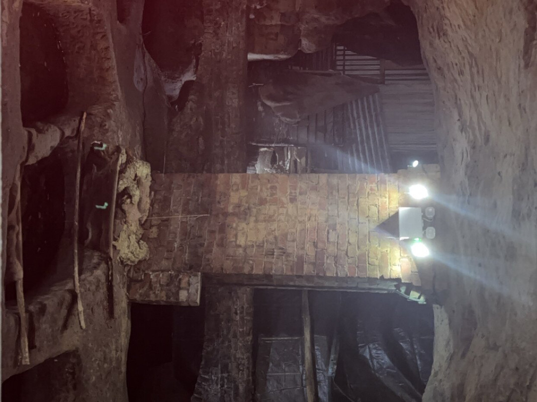 洞穴城-诺丁汉必去景点