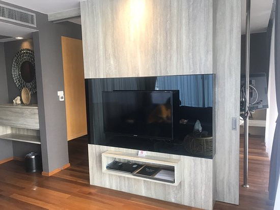 芭堤雅维斯塔酒店主图