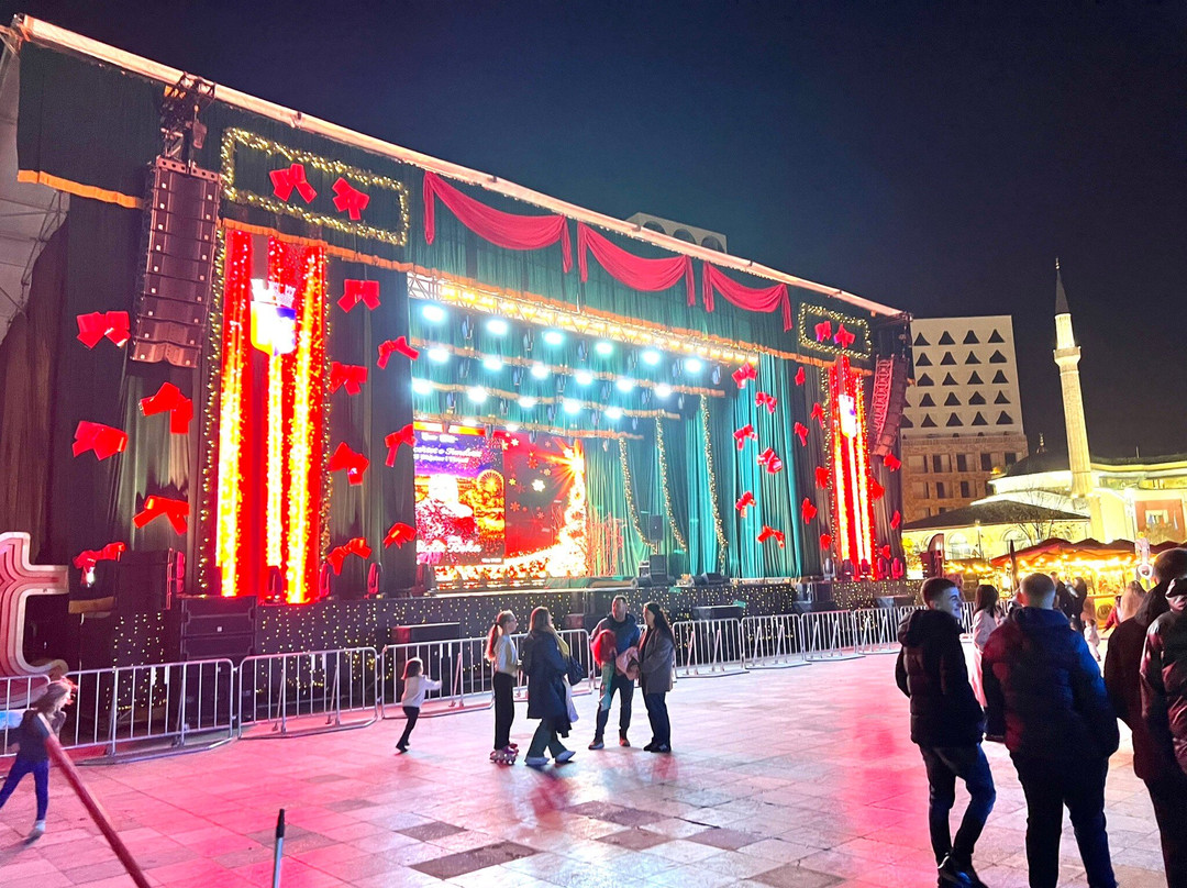 Skanderbeg Square-地拉那必去景点