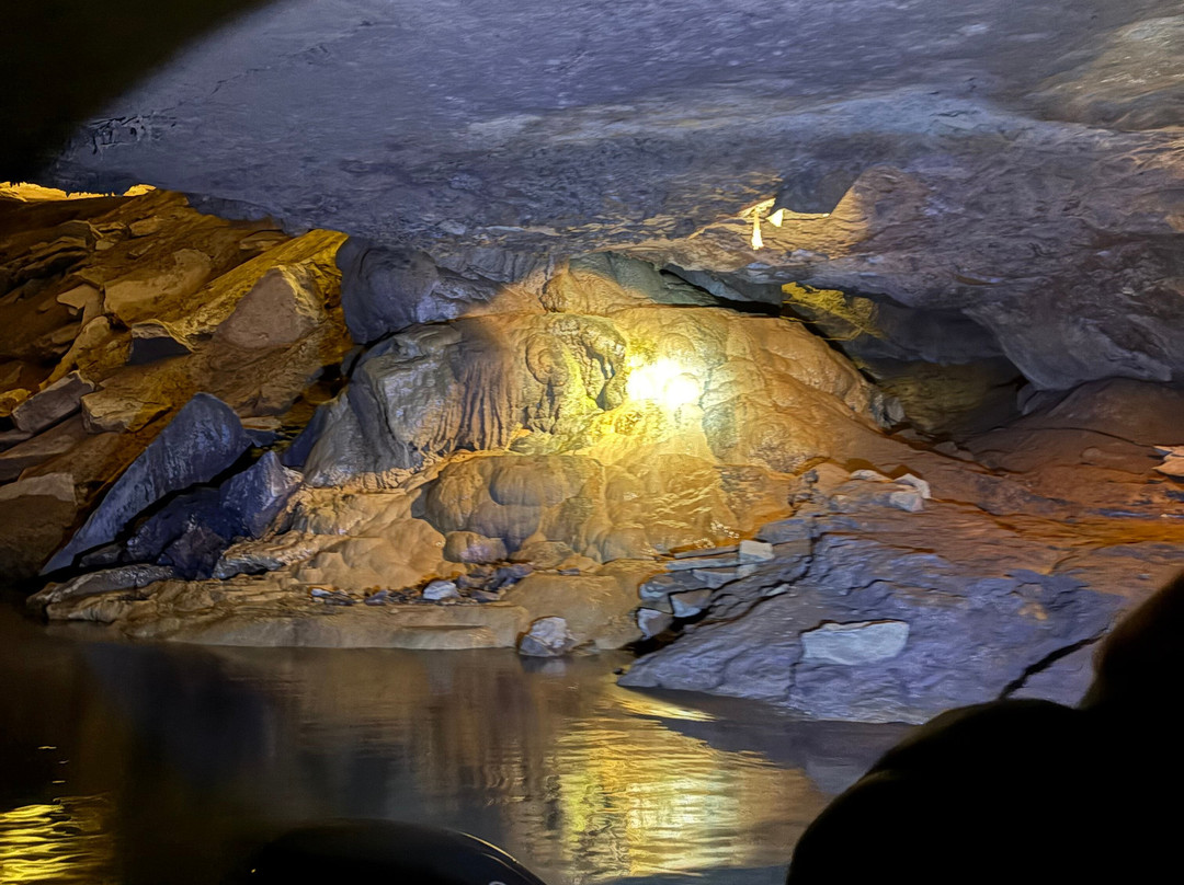 Lost River Cave-鲍灵格林必去景点