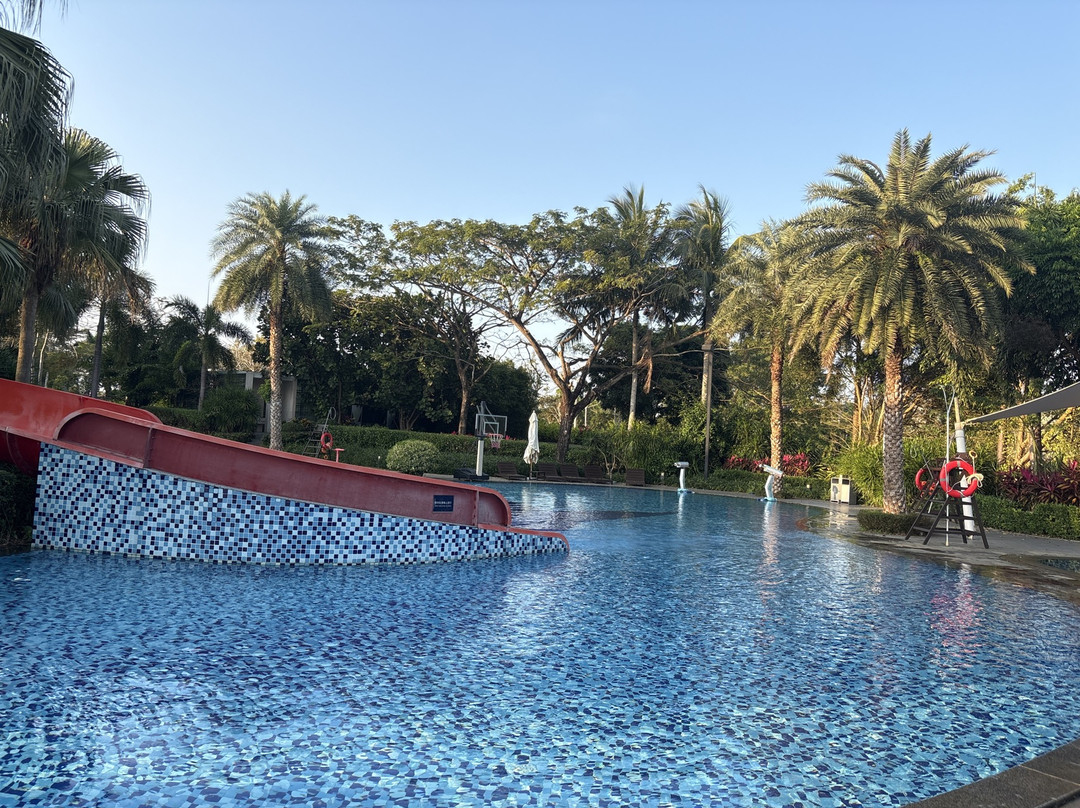 海南兴隆希尔顿逸林滨湖度假酒店主图