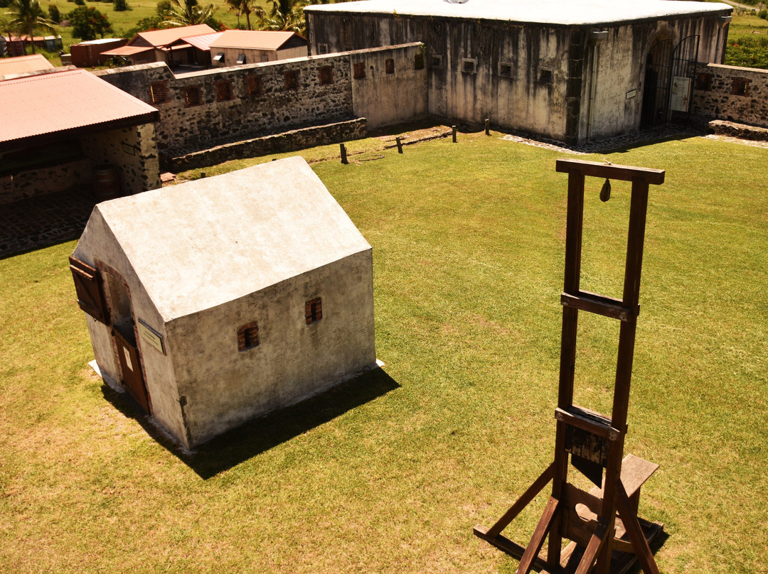 Le Fort Téremba-La Foa必去景点