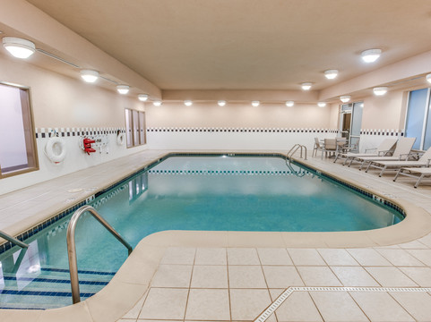 Springtown酒店住宿-伯利恒快捷假日&套房酒店