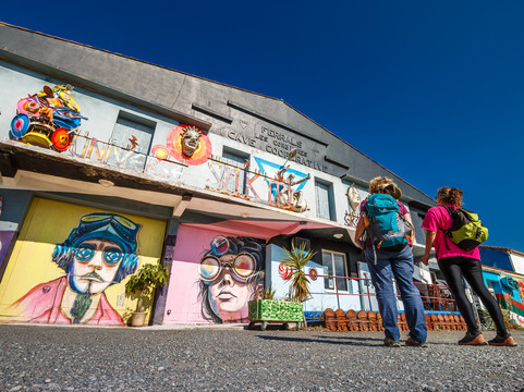 Spiktri Street Art Universe Museum-Ferrals-les-Corbieres必去景点