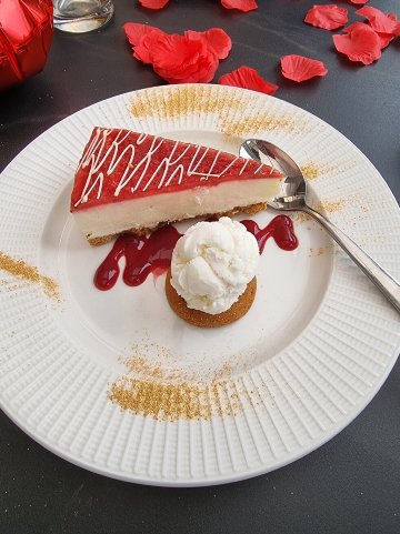 里昂兀兰霍尔酒店-官方