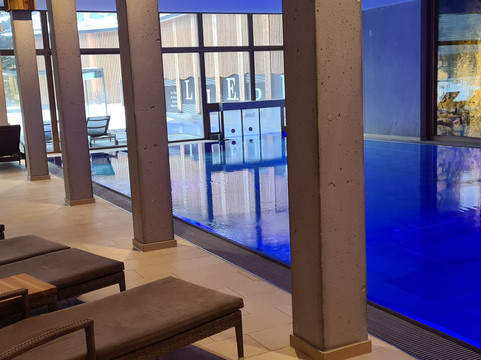 达斯克朗塔勒酒店主图