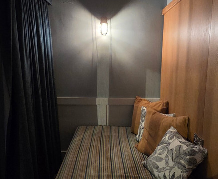 金丝特里克旅馆主图