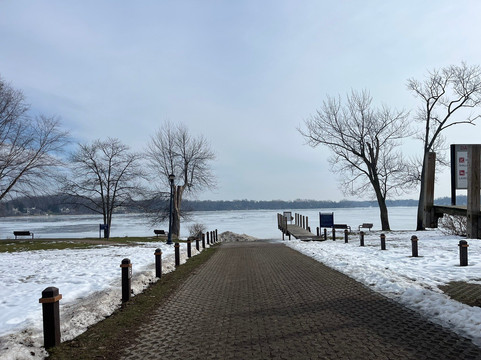 John Collins Park-East Grand Rapids必去景点