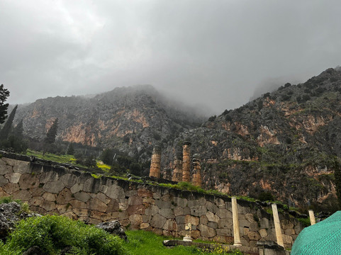 Temple of Apollo-德尔斐必去景点