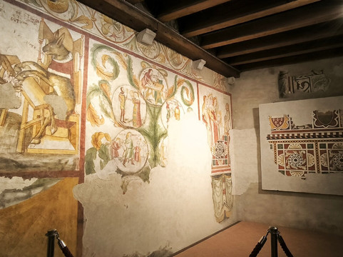 Castello del Lupo-Valvasone必去景点