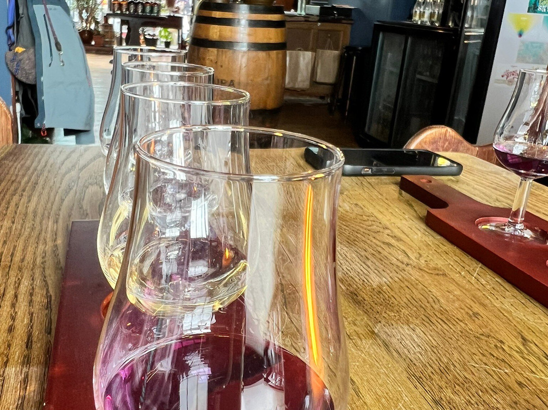 Pocketful of Stones - Falmouth Shop & Tasting Room-法尔茅斯必去景点