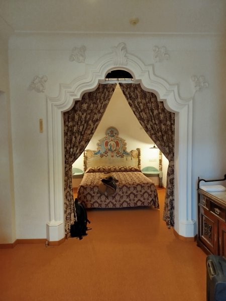 帕劳艾特德斯盖拉旅馆-官方