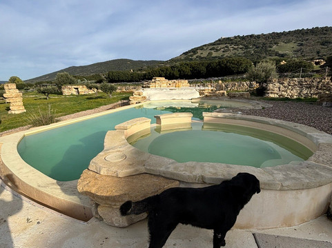 珀尔达斯酒店主图