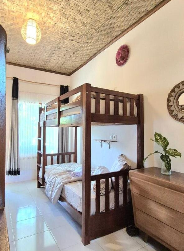 Elisa Hostel