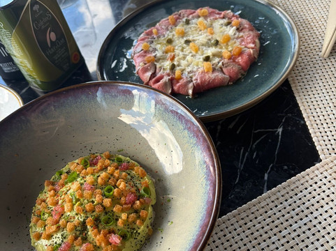 B-VIEW by Legend Hill