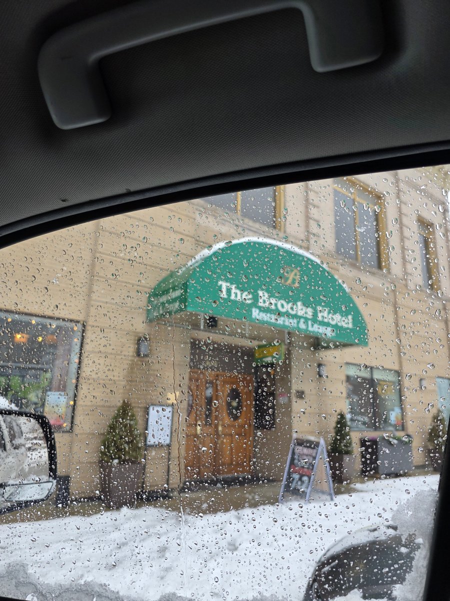 布鲁克斯酒店-官方