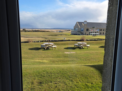 皇家高尔夫酒店主图