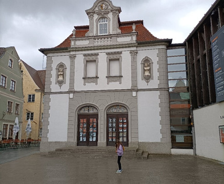 Landestheater Schwaben-梅明根必去景点