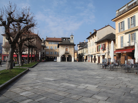 Piazza Motta-奥尔塔圣朱利奥必去景点
