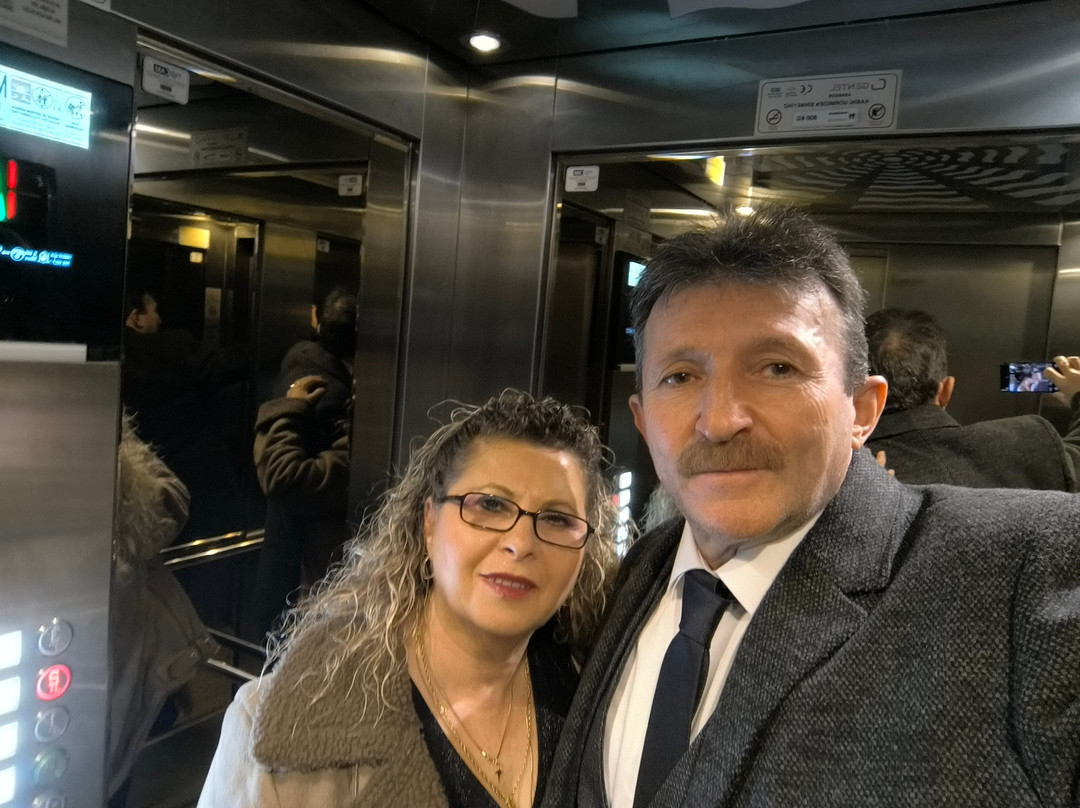 概念皇家埃迪尔内酒店主图