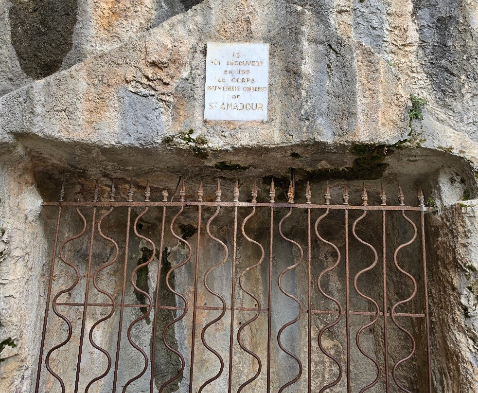 Basilique St-Sauveur-罗卡马杜尔必去景点