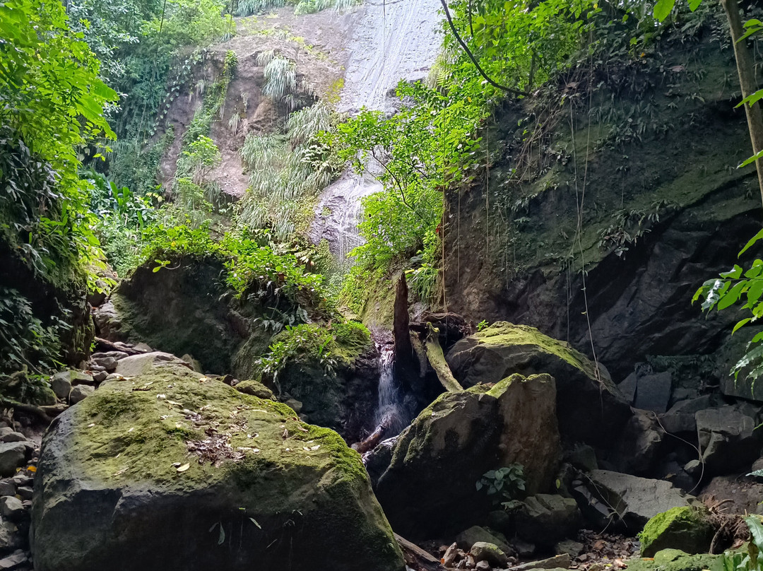 Cascade Couleuvre-Le Precheur必去景点