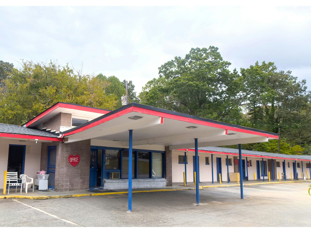 Heart of Dixie Motel Near Auburn AL