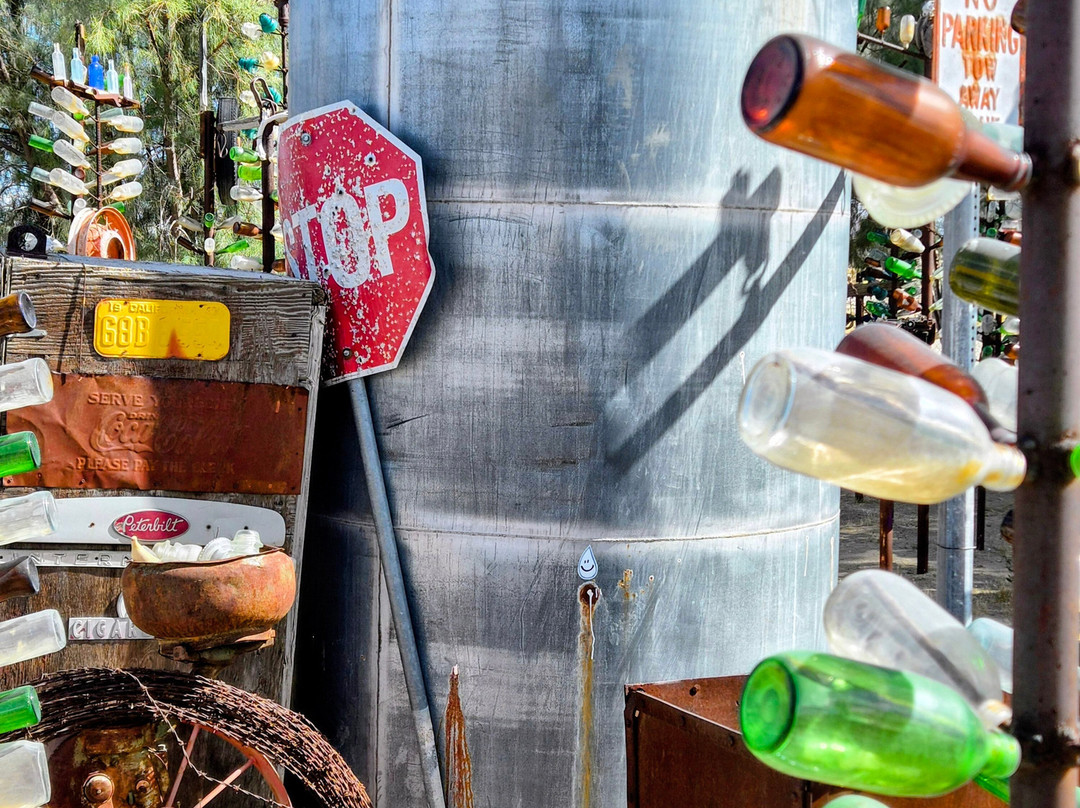 Elmer Long's Bottle Tree Ranch-Oro Grande必去景点