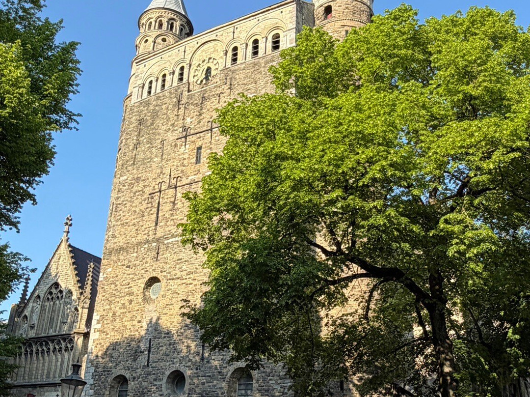 Onze Lieve Vrouw Sterre der Zee Basiliek-马斯特里赫特必去景点
