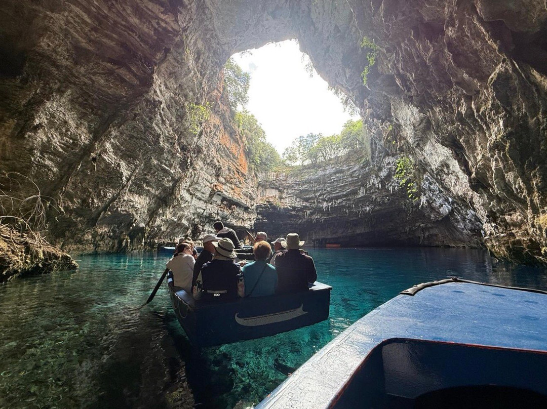 Kefalonia Excursions-阿尔戈斯托利翁必去景点