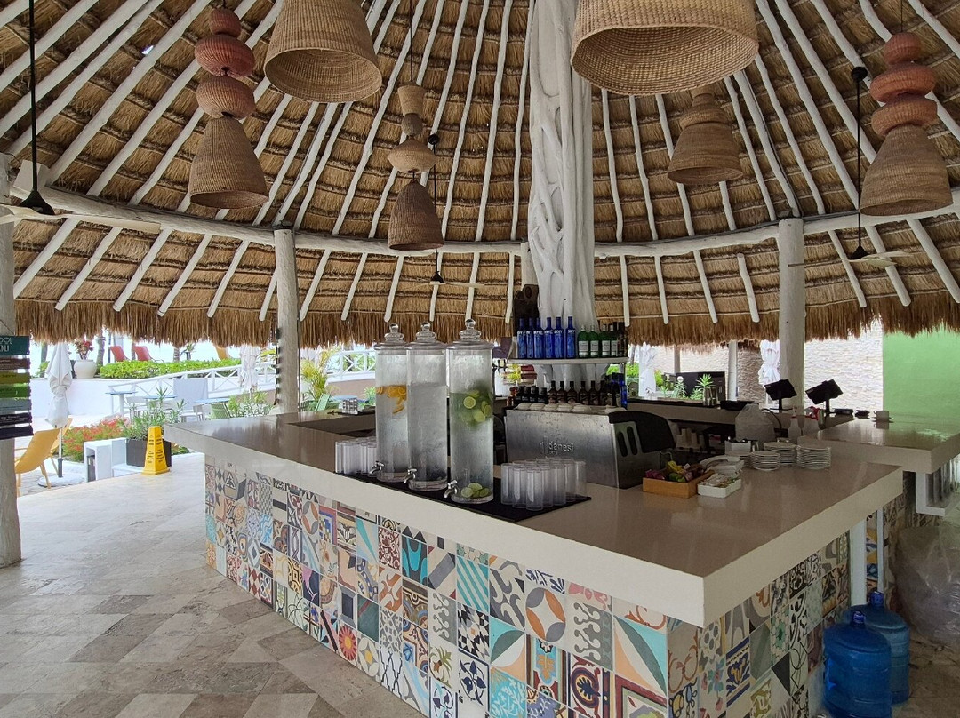水疗度假酒店-限成人入住-全包式主图