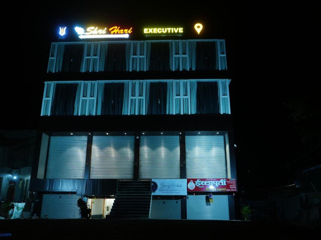 Shri Hari Executive Lodge