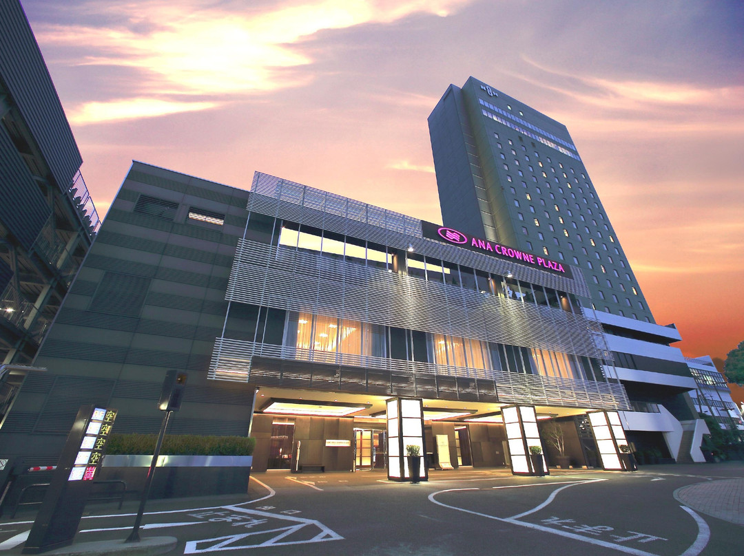 熊本新空全日空皇冠假日酒店主图