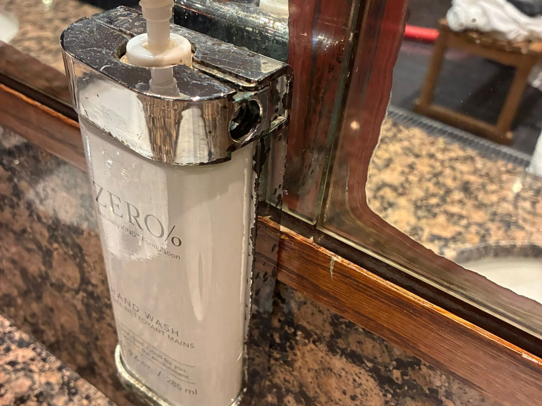 老荆棘庄园高尔夫乡村酒店主图