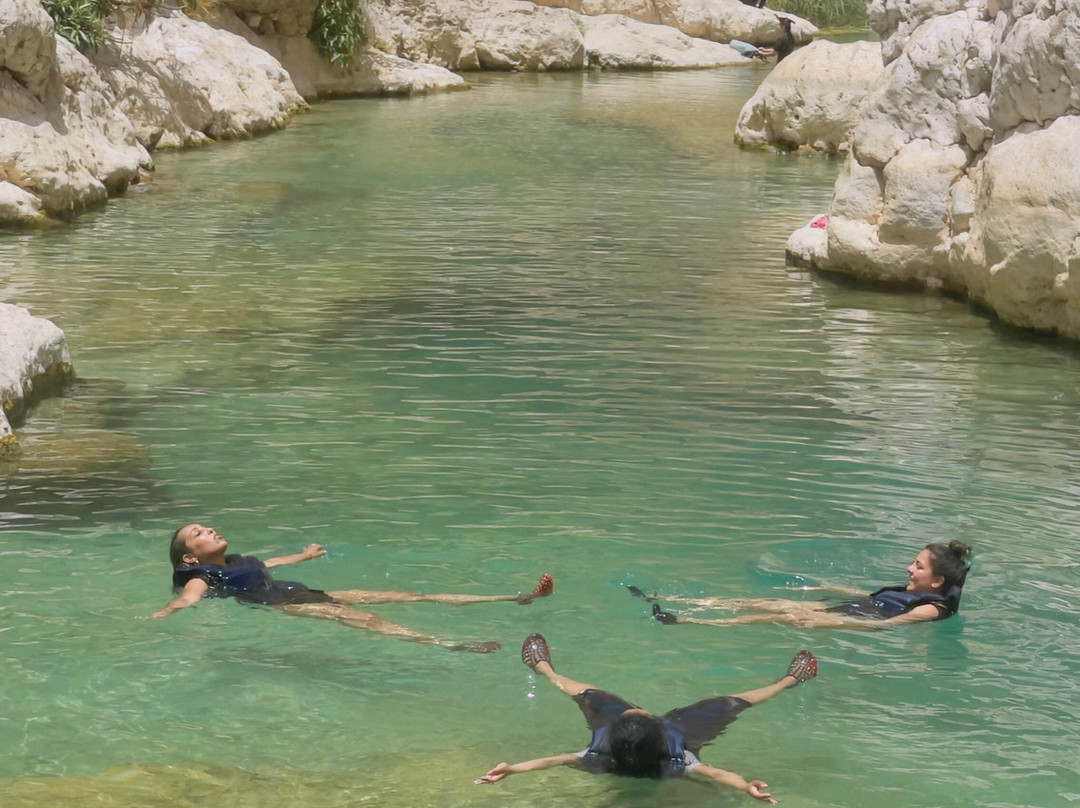 Wadi Shab Gear and safeline-Sur必去景点